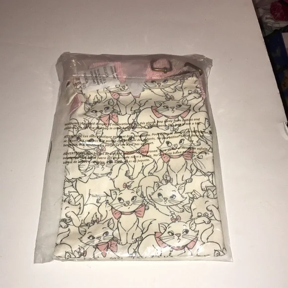 Disney the Aristocats passport Crossbody bag - Picture 2 of 5